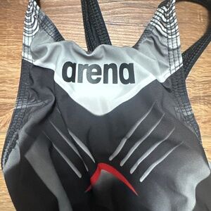 Arena girls limited edition tech suit size 22 12&U compliant